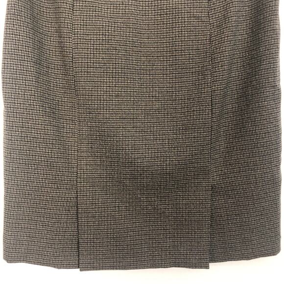 The Limited Collection Mid Rise Twill Skirt Size 8 - Picture 6 of 10